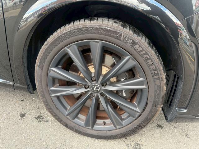 ＲＸ ＲＸ５００ｈ　Ｆスポーツパフォーマンス　禁煙車　パノラマルーフ　ルーフレール　マークレビンソンプレミアムサウンドシステム　シートベンチレーション　純正フロアマット　パノラミックビューモニター　ＥＴＣ２．０（20枚目）