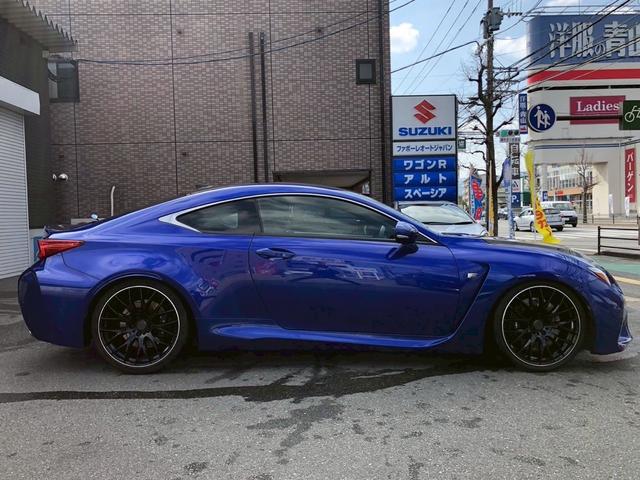 ＲＣ Ｆ カーボンエクステリアパッケージ　純正メーカーナビ　三眼フルＬＥＤヘッドランプ　レイズ２０インチＡＷ　社外車高調　バックカメラ　ドライブレコーダー　パワーシート　ＴＶＤ　クリアランスソナー＆バックソナー　フロントパワーシート（10枚目）