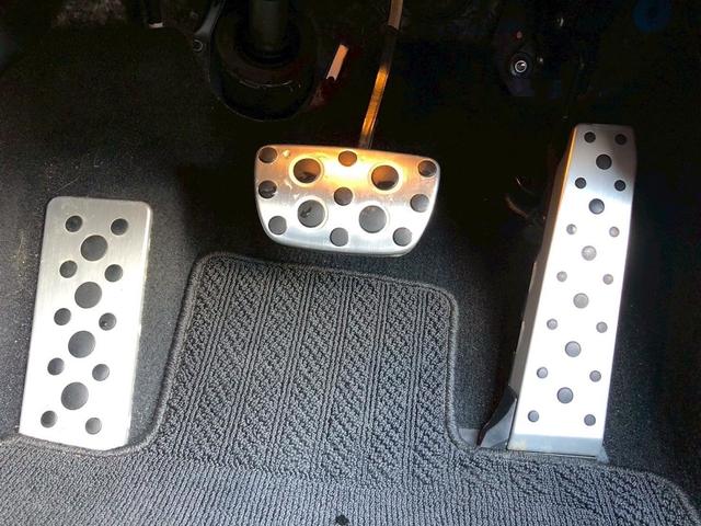 ＲＣ Ｆ カーボンエクステリアパッケージ　純正メーカーナビ　三眼フルＬＥＤヘッドランプ　レイズ２０インチＡＷ　社外車高調　バックカメラ　ドライブレコーダー　パワーシート　ＴＶＤ　クリアランスソナー＆バックソナー　フロントパワーシート（36枚目）