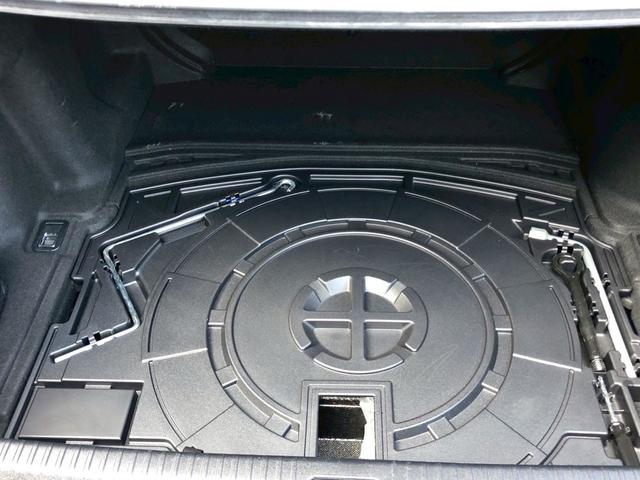 ＲＣ Ｆ カーボンエクステリアパッケージ　純正メーカーナビ　三眼フルＬＥＤヘッドランプ　レイズ２０インチＡＷ　社外車高調　バックカメラ　ドライブレコーダー　パワーシート　ＴＶＤ　クリアランスソナー＆バックソナー　フロントパワーシート（43枚目）