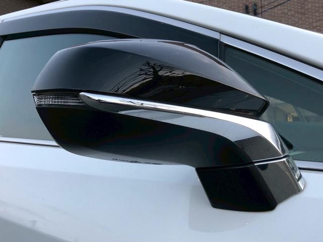 RX RX300 Fスポーツ パノラマルーフ ルーフレール 置くだけ充電 内装レッド 本革 前席後席シートヒーター アダクティブハイビームシステム パワーバックドア ヘッドアップディスプレイ BSM(16枚目)