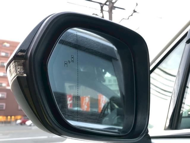 RX RX300 Fスポーツ パノラマルーフ ルーフレール 置くだけ充電 内装レッド 本革 前席後席シートヒーター アダクティブハイビームシステム パワーバックドア ヘッドアップディスプレイ BSM(19枚目)