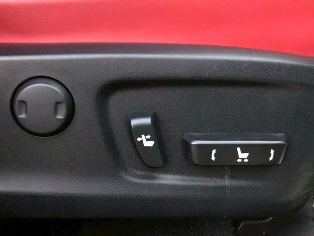 RX RX300 Fスポーツ パノラマルーフ ルーフレール 置くだけ充電 内装レッド 本革 前席後席シートヒーター アダクティブハイビームシステム パワーバックドア ヘッドアップディスプレイ BSM(25枚目)