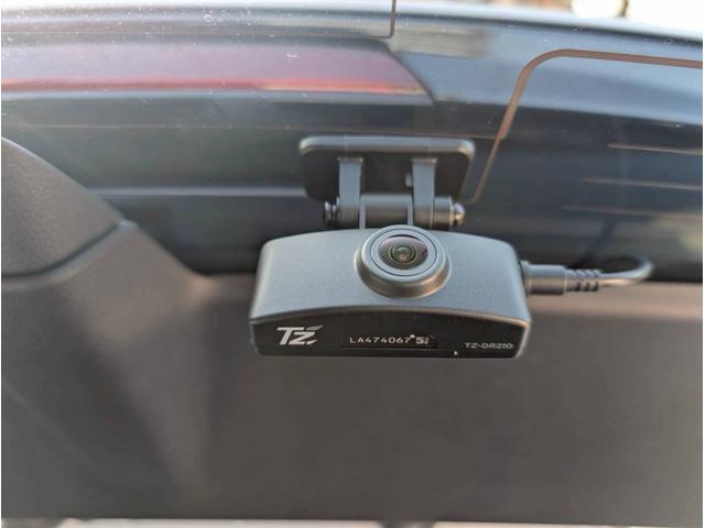 NX NX250 バージョンL パノラマルーフ モデリスタフルエアロ デジタルインナーミラー ルーフレール 内装レッド 置くだけ充電 20インチプレミアムメタリックAW 14インチディスプレイオーディオ パノラミックビューモニター(40枚目)