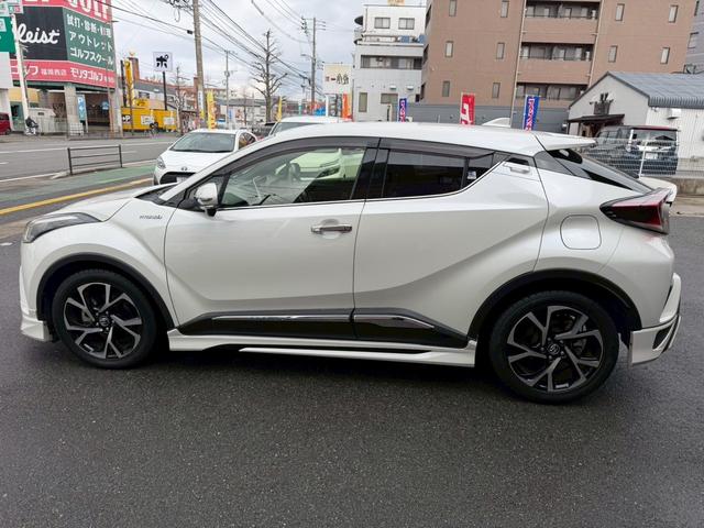 Ｃ－ＨＲ Ｇ　ワンオーナー　シーケンシャル付ＬＥＤヘッドライト　トヨタ純正９インチＴコネクトナビ　バックガイドモニター　モデリスタフルエアロ　ＥＴＣ　シートヒーター　ドラレコ　トヨタセーフティセンス　１８インチＡＷ（14枚目）