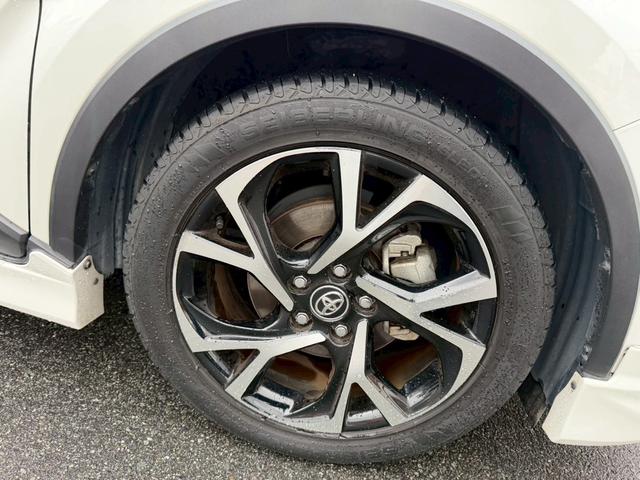 Ｃ－ＨＲ Ｇ　ワンオーナー　シーケンシャル付ＬＥＤヘッドライト　トヨタ純正９インチＴコネクトナビ　バックガイドモニター　モデリスタフルエアロ　ＥＴＣ　シートヒーター　ドラレコ　トヨタセーフティセンス　１８インチＡＷ（16枚目）