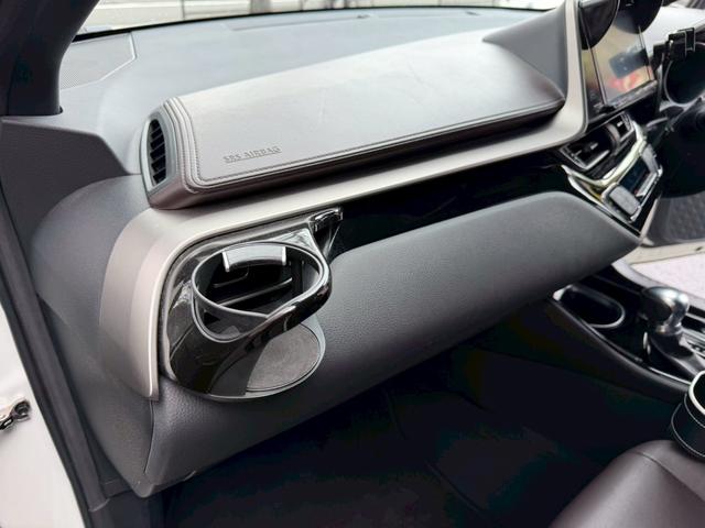 Ｃ－ＨＲ Ｇ　ワンオーナー　シーケンシャル付ＬＥＤヘッドライト　トヨタ純正９インチＴコネクトナビ　バックガイドモニター　モデリスタフルエアロ　ＥＴＣ　シートヒーター　ドラレコ　トヨタセーフティセンス　１８インチＡＷ（37枚目）