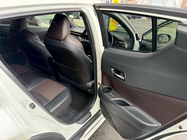 Ｃ－ＨＲ Ｇ　ワンオーナー　シーケンシャル付ＬＥＤヘッドライト　トヨタ純正９インチＴコネクトナビ　バックガイドモニター　モデリスタフルエアロ　ＥＴＣ　シートヒーター　ドラレコ　トヨタセーフティセンス　１８インチＡＷ（39枚目）