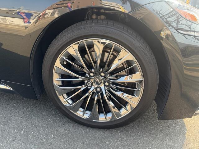 �G�A���p�[�c�̎��t���ȂǁA�h���X�A�b�v�ɂ��Ή����Ă���܂��B