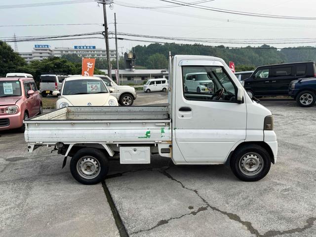 ミニキャブトラック 　下取り　現状販売　４ＷＤ　軽トラック　ＭＴ　エアコン（8枚目）