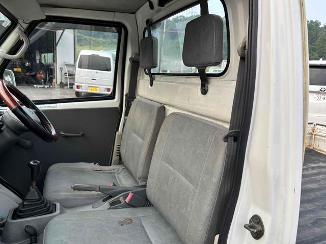 ミニキャブトラック 　下取り　現状販売　４ＷＤ　軽トラック　ＭＴ　エアコン（17枚目）