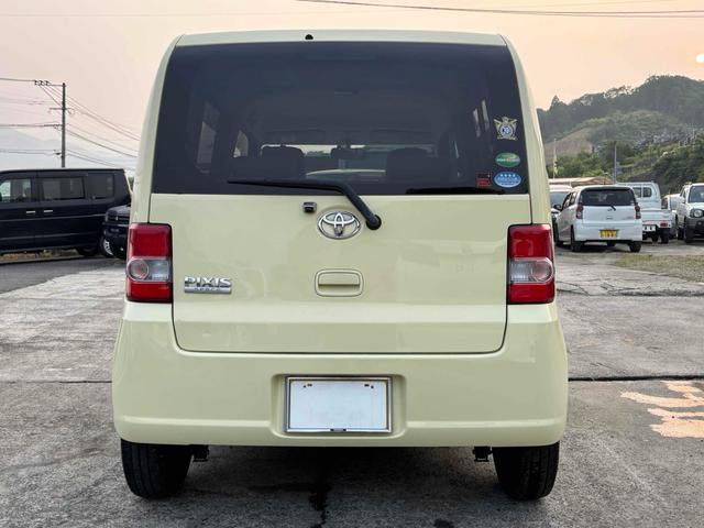ピクシススペース Ｌ　バックカメラ　ナビ　ＴＶ　キーレスエントリー　アイドリングストップ　ベンチシート　ＣＶＴ　盗難防止システム　ＡＢＳ　ＣＤ　ミュージックプレイヤー接続可　Ｂｌｕｅｔｏｏｔｈ　衝突安全ボディ　エアコン（11枚目）