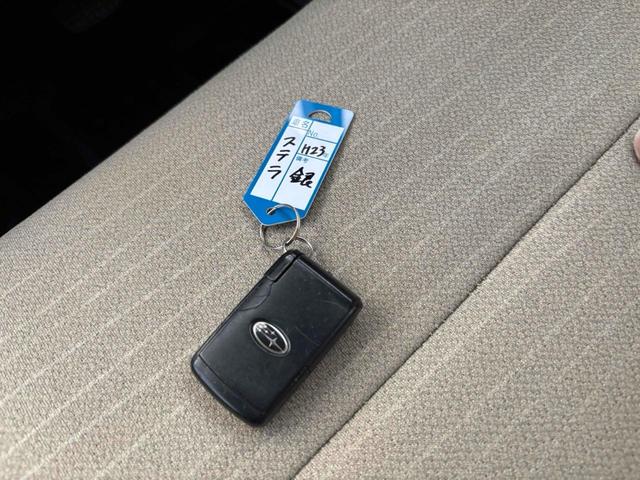 ステラ Ｌリミテッド　スマートキー　アイドリングストップ　ベンチシート　ＣＶＴ　盗難防止システム　ＡＢＳ　ＣＤ　ミュージックプレイヤー接続可　アルミホイール　衝突安全ボディ　エアコン　パワーステアリング　パワーウィンドウ（23枚目）