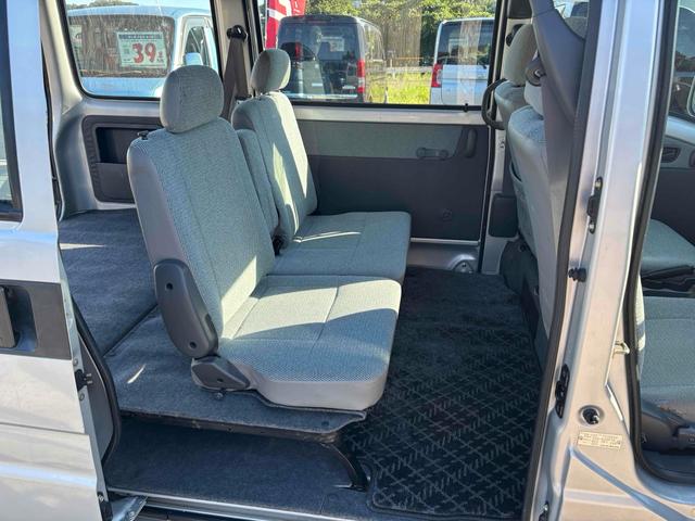サンバーディアス ディアス　４ＷＤ　５ＭＴ　顧客直買取車両　現状そのまんま車両　両側スライドドア　キーレスエントリー　エアコン　パワーステアリング　パワーウィンドウ　運転席エアバッグ（17枚目）