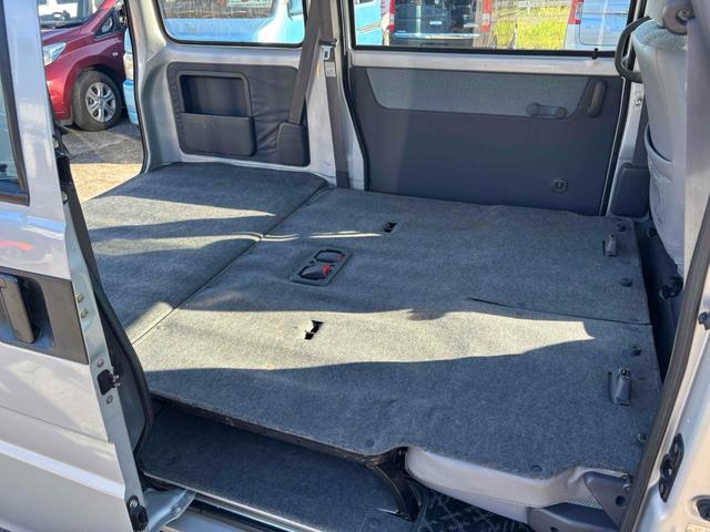 サンバーディアス ディアス　４ＷＤ　５ＭＴ　顧客直買取車両　現状そのまんま車両　両側スライドドア　キーレスエントリー　エアコン　パワーステアリング　パワーウィンドウ　運転席エアバッグ（20枚目）