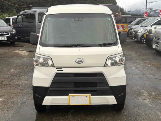 ハイゼットカーゴ スペシャルSAIII エンジンマウント新品交換 スロットルバルブ清掃済み 衝突被害軽減システム 両側スライドドア オートマチックハイビーム ABS ESC エアコン パワーステアリング パワーウィンドウ(7枚目)