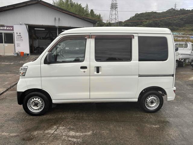 ハイゼットカーゴ スペシャルSAIII エンジンマウント新品交換 スロットルバルブ清掃済み 衝突被害軽減システム 両側スライドドア オートマチックハイビーム ABS ESC エアコン パワーステアリング パワーウィンドウ(15枚目)