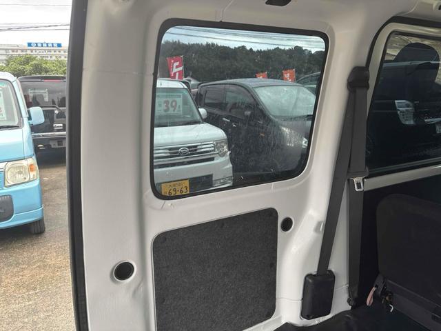 ハイゼットカーゴ スペシャルSAIII エンジンマウント新品交換 スロットルバルブ清掃済み 衝突被害軽減システム 両側スライドドア オートマチックハイビーム ABS ESC エアコン パワーステアリング パワーウィンドウ(26枚目)