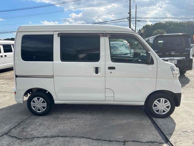 ハイゼットカーゴ スペシャルSAIII エンジンマウント新品交換 衝突被害軽減ブレーキ 荷台リペイント AT ドライブレコーダー 両側スライドドア エアコン 運転席エアバッグ 助手席エアバッグ(13枚目)