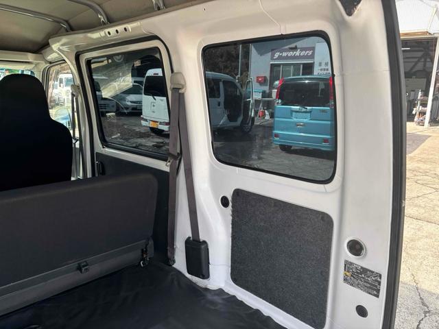 ハイゼットカーゴ スペシャルSAIII エンジンマウント新品交換 衝突被害軽減ブレーキ 荷台リペイント AT ドライブレコーダー 両側スライドドア エアコン 運転席エアバッグ 助手席エアバッグ(19枚目)