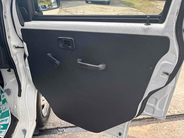 ハイゼットカーゴ スペシャルSAIII エンジンマウント新品交換 衝突被害軽減ブレーキ 荷台リペイント AT ドライブレコーダー 両側スライドドア エアコン 運転席エアバッグ 助手席エアバッグ(29枚目)