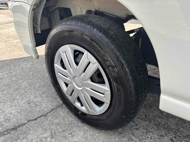 ハイゼットカーゴ スペシャルSAIII エンジンマウント新品交換 衝突被害軽減ブレーキ 荷台リペイント AT ドライブレコーダー 両側スライドドア エアコン 運転席エアバッグ 助手席エアバッグ(32枚目)