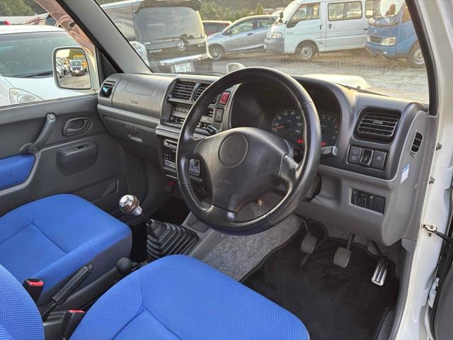 ジムニー ランドベンチャー 4WD MT ABS CD MD リフトアップ ハセスぺアルミホイール 衝突安全ボディ エアコン パワーウィンドウ(15枚目)