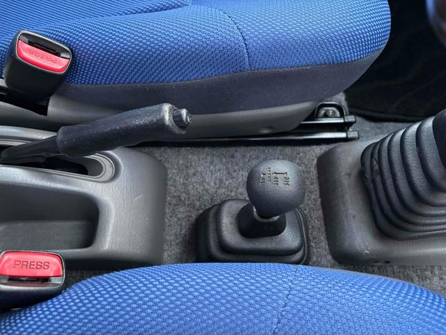 ジムニー ランドベンチャー 4WD MT ABS CD MD リフトアップ ハセスぺアルミホイール 衝突安全ボディ エアコン パワーウィンドウ(17枚目)