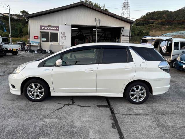 フィットシャトルハイブリッド ハイブリッド・スマートセレクション ファインライン ハイブリッド ギャザズナビ バックカメラ 地デジ Bluetooth対応 オートクルーズコントロール スマートキー 電動格納ミラー シートヒーター CVT アルミホイール CD DVD再生(9枚目)