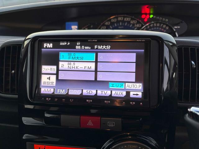 タント カスタムＸ　後期モデル　電動オートスライドドア　純正１５インチアルミ　ナビ　ＴＶ　ＨＩＤ　スマートキー　アイドリングストップ　ＣＶＴ　盗難防止システム　ＡＢＳ　ＣＤ　ＤＶＤ再生（21枚目）