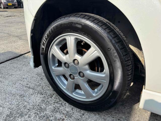 タント ＶＳ　スマートキー　ベンチシート　ＡＴ　盗難防止システム　ＡＢＳ　ＣＤ　アルミホイール　衝突安全ボディ　エアコン　パワーステアリング　パワーウィンドウ（18枚目）