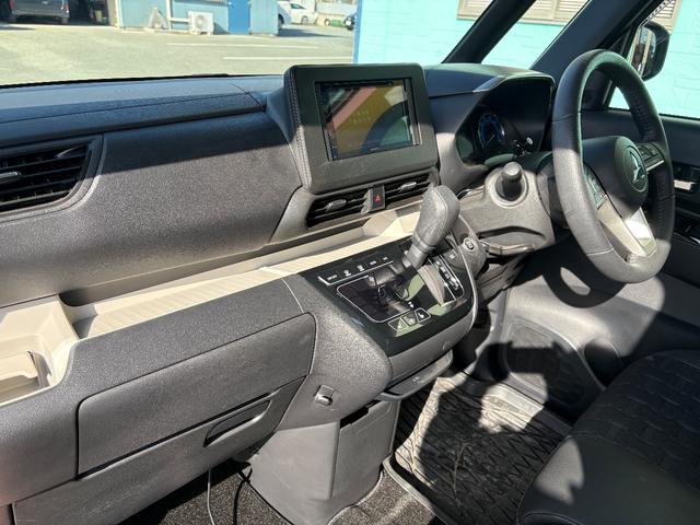 デリカミニ Ｇ　プレミアム（8枚目）