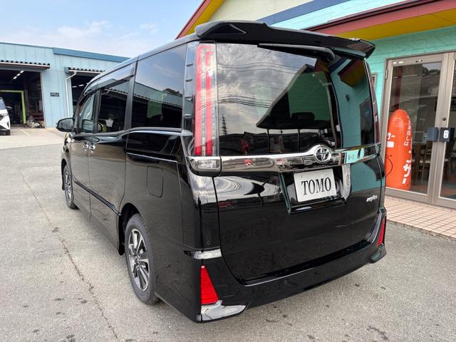 ノア Ｓｉ　ダブルバイビーＩＩＩ（2枚目）