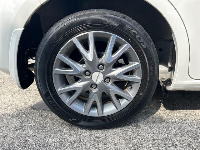 フィット X ナビ TV バックカメラ オートクルーズコントロール アルミホイール オートライト スマートキー 電動格納ミラー シートヒーター CVT 盗難防止システム 衝突安全ボディ ABS CD DVD再生(24枚目)