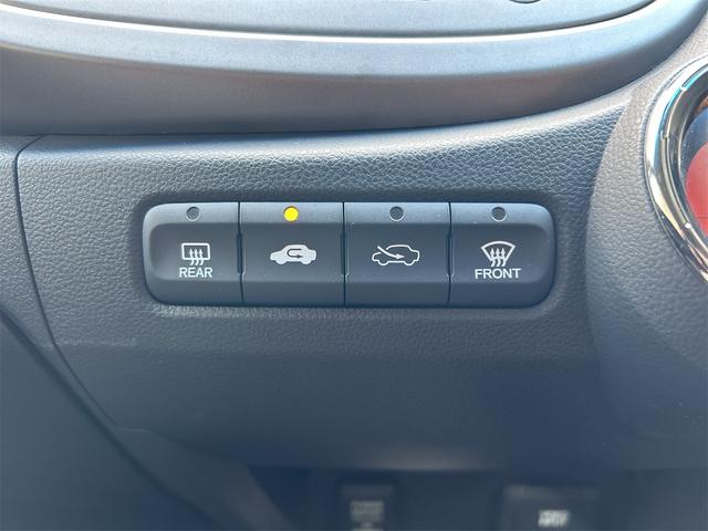 フィット X ナビ TV バックカメラ オートクルーズコントロール アルミホイール オートライト スマートキー 電動格納ミラー シートヒーター CVT 盗難防止システム 衝突安全ボディ ABS CD DVD再生(42枚目)