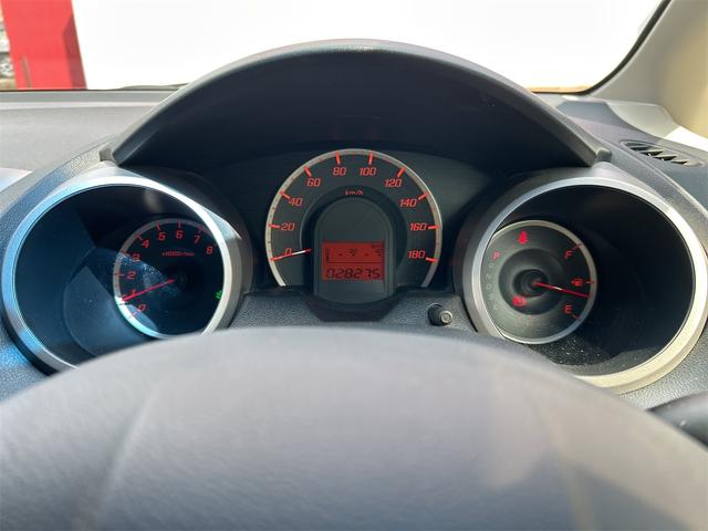 フィット X ナビ TV バックカメラ オートクルーズコントロール アルミホイール オートライト スマートキー 電動格納ミラー シートヒーター CVT 盗難防止システム 衝突安全ボディ ABS CD DVD再生(50枚目)