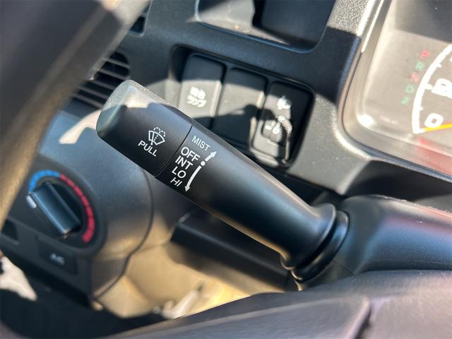 当店のお車をご覧いただきましてありがとうございます。お車についてのご質問やお見積りのご依頼、ご購入にあたってのご相談などお気軽にお問い合わせ下さい!