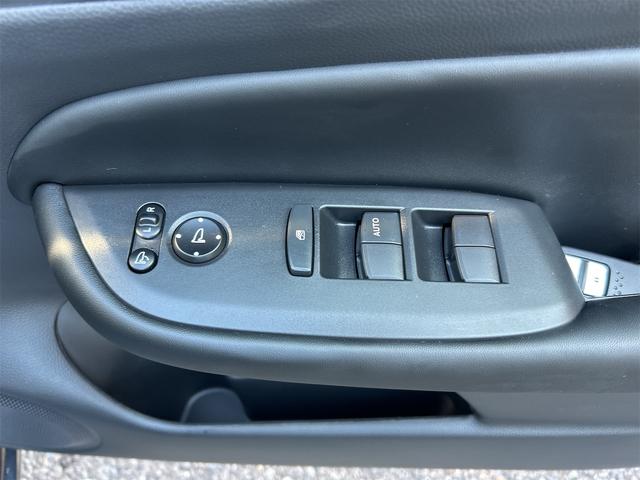 フィット e:HEVホーム ナビ TV ドライブレコーダー ETC バックカメラ クリアランスソナー オートクルーズコントロール レーンアシスト 衝突被害軽減システム オートライト LEDヘッドランプ スマートキー(36枚目)