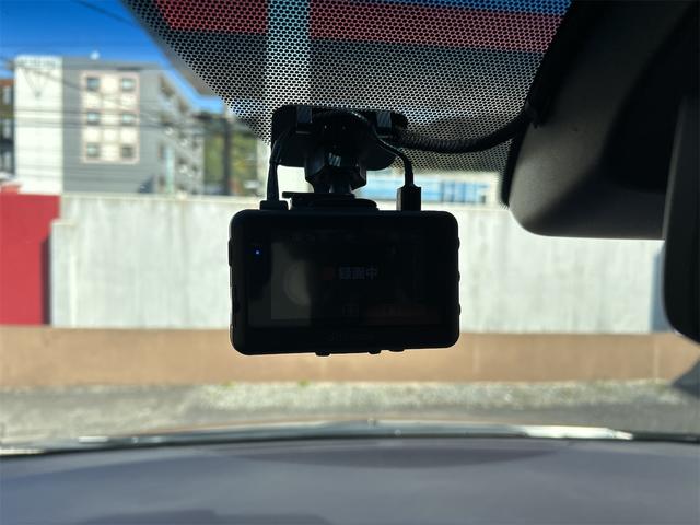 アルファード ２．５Ｓ　タイプゴールドＩＩ　ドライブレコーダー　バックカメラ　ナビ　クリアランスソナー　オートクルーズコントロール　レーンアシスト　衝突被害軽減システム　両側電動スライドドア　オートマチックハイビーム　オートライト（5枚目）