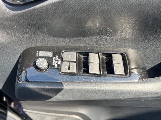 アルファード ２．５Ｓ　タイプゴールドＩＩ　ドライブレコーダー　バックカメラ　ナビ　クリアランスソナー　オートクルーズコントロール　レーンアシスト　衝突被害軽減システム　両側電動スライドドア　オートマチックハイビーム　オートライト（49枚目）