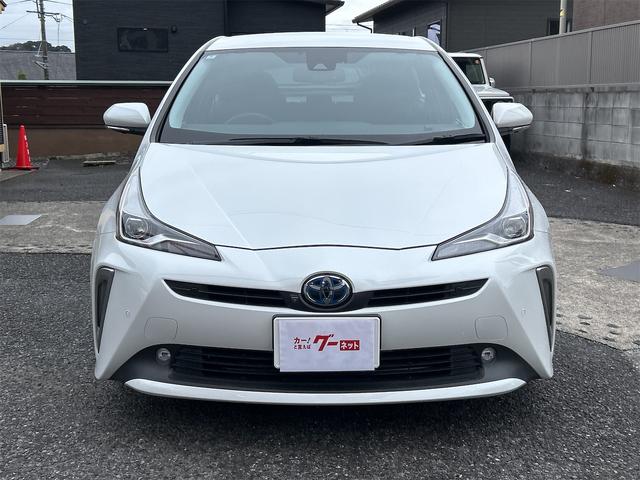 プリウス ＳセーフティプラスＩＩ　クリアランスソナー　レーンアシスト　オートクルーズコントロール　衝突被害軽減システム　全周囲カメラ　ナビ　ＴＶ　アルミホイール　オートマチックハイビーム　オートライト　ＬＥＤヘッドランプ　ＣＶＴ（12枚目）