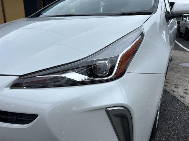 プリウス ＳセーフティプラスＩＩ　クリアランスソナー　レーンアシスト　オートクルーズコントロール　衝突被害軽減システム　全周囲カメラ　ナビ　ＴＶ　アルミホイール　オートマチックハイビーム　オートライト　ＬＥＤヘッドランプ　ＣＶＴ（23枚目）