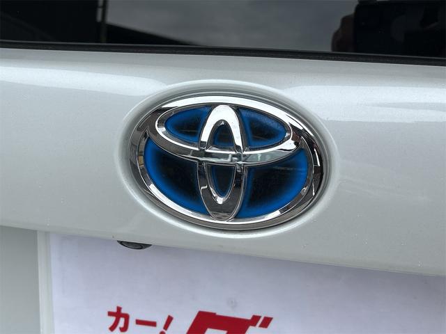 プリウス ＳセーフティプラスＩＩ　クリアランスソナー　レーンアシスト　オートクルーズコントロール　衝突被害軽減システム　全周囲カメラ　ナビ　ＴＶ　アルミホイール　オートマチックハイビーム　オートライト　ＬＥＤヘッドランプ　ＣＶＴ（28枚目）