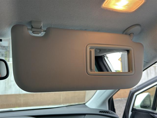 プリウス ＳセーフティプラスＩＩ　クリアランスソナー　レーンアシスト　オートクルーズコントロール　衝突被害軽減システム　全周囲カメラ　ナビ　ＴＶ　アルミホイール　オートマチックハイビーム　オートライト　ＬＥＤヘッドランプ　ＣＶＴ（46枚目）