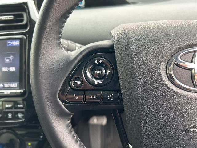 プリウス ＳセーフティプラスＩＩ　クリアランスソナー　レーンアシスト　オートクルーズコントロール　衝突被害軽減システム　全周囲カメラ　ナビ　ＴＶ　アルミホイール　オートマチックハイビーム　オートライト　ＬＥＤヘッドランプ　ＣＶＴ（53枚目）