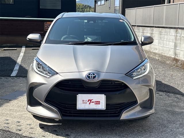 ヤリス ハイブリッドＺ　ドライブレコーダー　バックカメラ　ナビ　ＴＶ　クリアランスソナー　オートクルーズコントロール　レーンアシスト　衝突被害軽減システム　アルミホイール　オートマチックハイビーム　オートライト（12枚目）