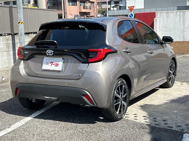 ヤリス ハイブリッドＺ　ドライブレコーダー　バックカメラ　ナビ　ＴＶ　クリアランスソナー　オートクルーズコントロール　レーンアシスト　衝突被害軽減システム　アルミホイール　オートマチックハイビーム　オートライト（16枚目）