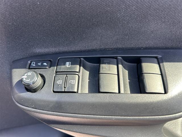 ヤリス ハイブリッドZ ドライブレコーダー バックカメラ ナビ TV クリアランスソナー オートクルーズコントロール レーンアシスト 衝突被害軽減システム アルミホイール オートマチックハイビーム オートライト(38枚目)