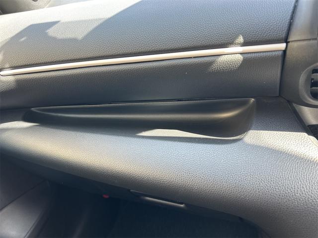 ヤリス ハイブリッドZ ドライブレコーダー バックカメラ ナビ TV クリアランスソナー オートクルーズコントロール レーンアシスト 衝突被害軽減システム アルミホイール オートマチックハイビーム オートライト(39枚目)