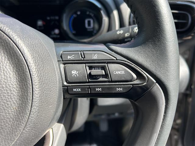 ヤリス ハイブリッドZ ドライブレコーダー バックカメラ ナビ TV クリアランスソナー オートクルーズコントロール レーンアシスト 衝突被害軽減システム アルミホイール オートマチックハイビーム オートライト(48枚目)